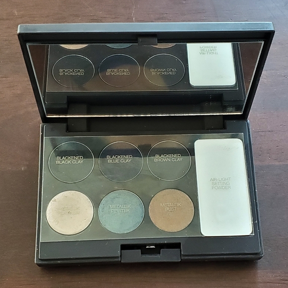 NIB Laura Mercier Intense Clays Palette - Picture 3 of 6